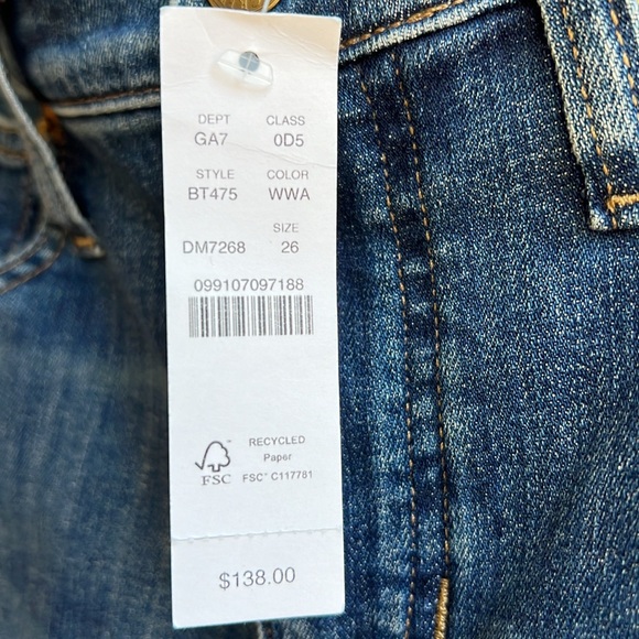 NWT J. Crew Straight 9” Vintage Medium Wash Jeans 26 - Picture 2 of 5